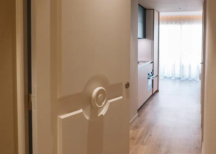 Chateauneuf Lägenhetshotell 4*