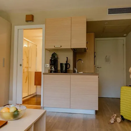 Ξενοδοχείο με διαμερίσματα Chateauneuf