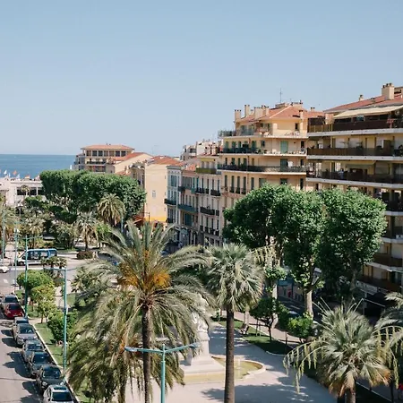 Ξενοδοχείο με διαμερίσματα Chateauneuf