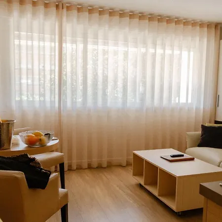 Chateauneuf Ξενοδοχείο με διαμερίσματα Μεντόν