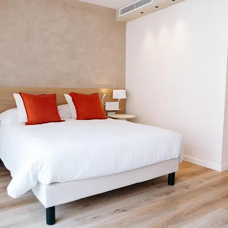 Chateauneuf Hotel apartamentowy 2*