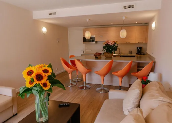 Chateauneuf Apart Otel 4*