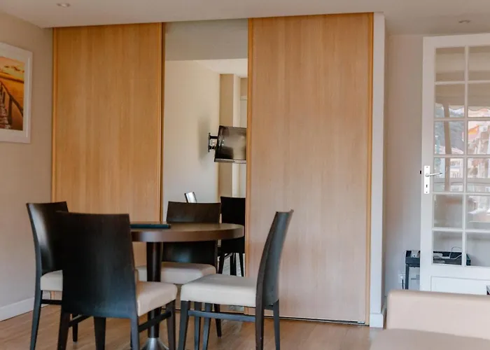 Résidence Châteauneuf 4* Menton