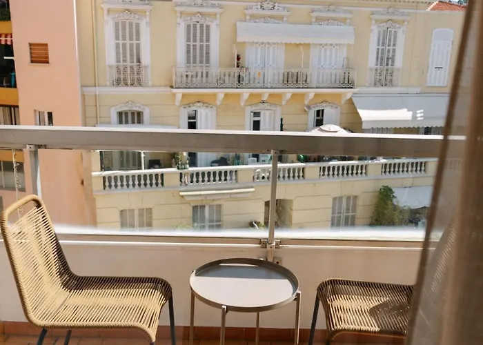 Appart hôtel Résidence Châteauneuf Menton